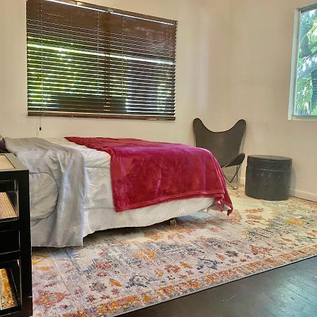 Cool & Cozy Homestay Μαϊάμι Εξωτερικό φωτογραφία