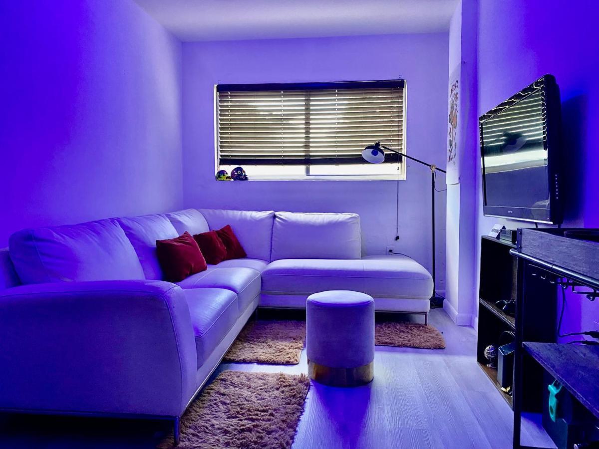 Cool & Cozy Homestay Μαϊάμι Εξωτερικό φωτογραφία
