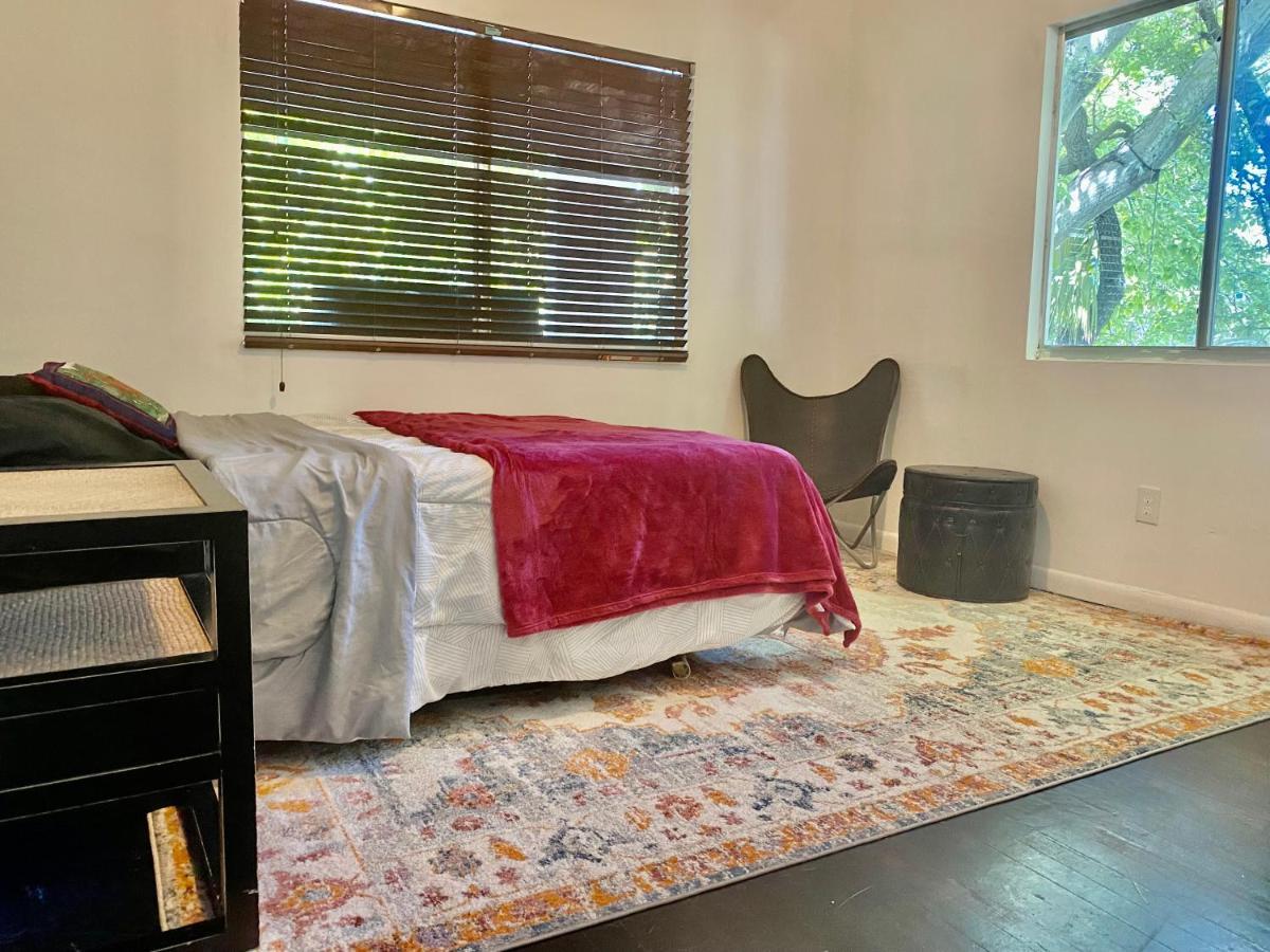 Cool & Cozy Homestay Μαϊάμι Εξωτερικό φωτογραφία